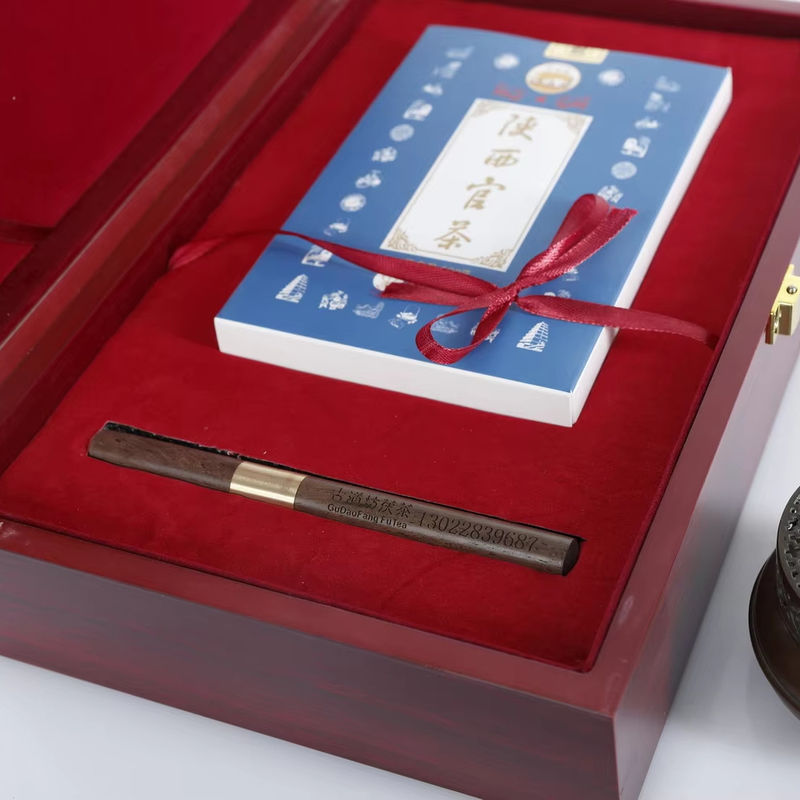 Pilzblumen Duft Schwarzer Tee gesunder Ziegel Tee süßes und erfrischendes offizielles Tee Geschenk-Box